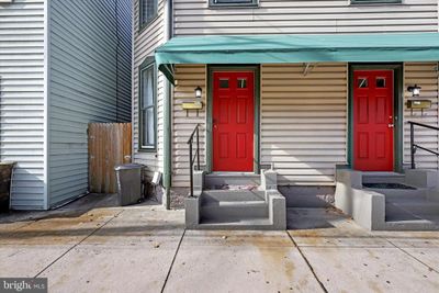 511 S Second Street, Home with 3 bedrooms, 1 bathrooms and null parking in CHAMBERSBURG PA | Image 2