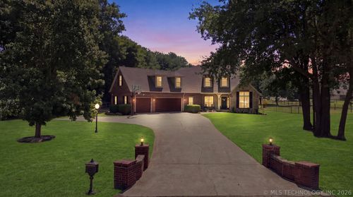 7313 N 199th East Eastavenue, Owasso, OK, 74055 | Card Image