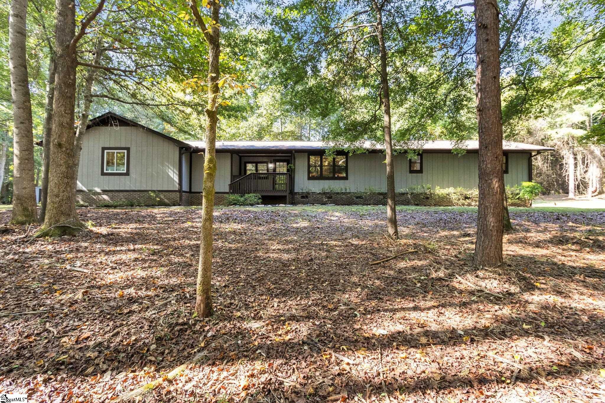 Dean Rd, Greer, SC 29651