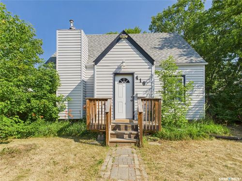 416 13th St W, Prince Albert, SK, S6V3G5 | Card Image