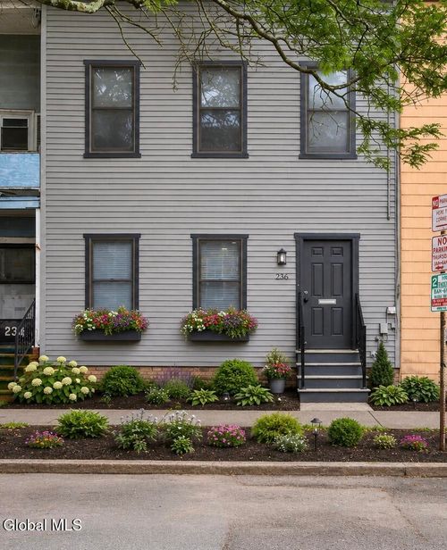 236 Elm Street, Albany, NY, 12202 | Card Image