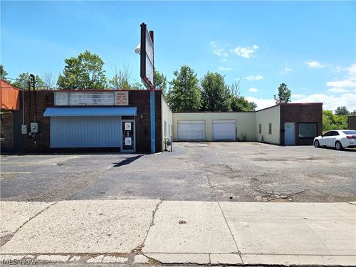 2229 W 21st St, Lorain, OH, 44052-4035 | Card Image