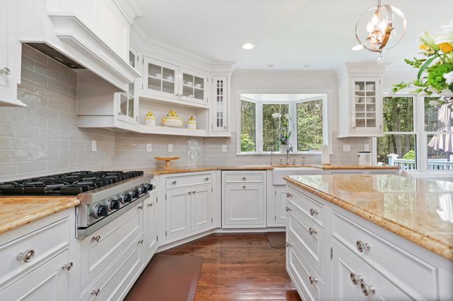 127 Danforth Dr, House other with 4 bedrooms, 3 bathrooms and null parking in New Canaan CT | Image 7