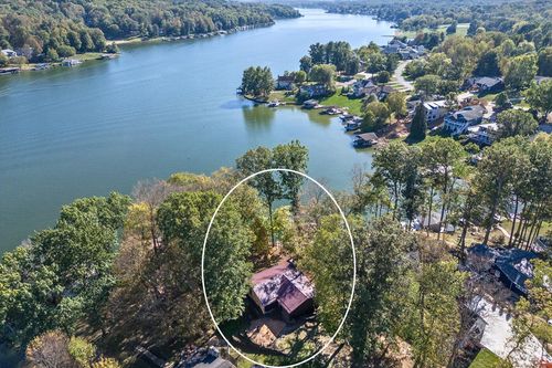 745 Valleywood Heights Dr, Howard, OH, 43028-9691 | Card Image