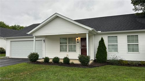 380 Nantucket Dr, Geneva, OH, 44041-1588 | Card Image
