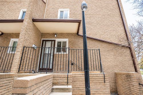 26-91 Muir Dr, Scarborough, ON, M1M3T7 | Card Image