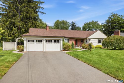 30 W Ridge Dr, West Hartford, CT, 06117-2065 | Card Image