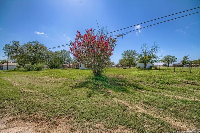 660 Ranch Road 1, House other with 3 bedrooms, 1 bathrooms and null parking in Stonewall TX | Image 25