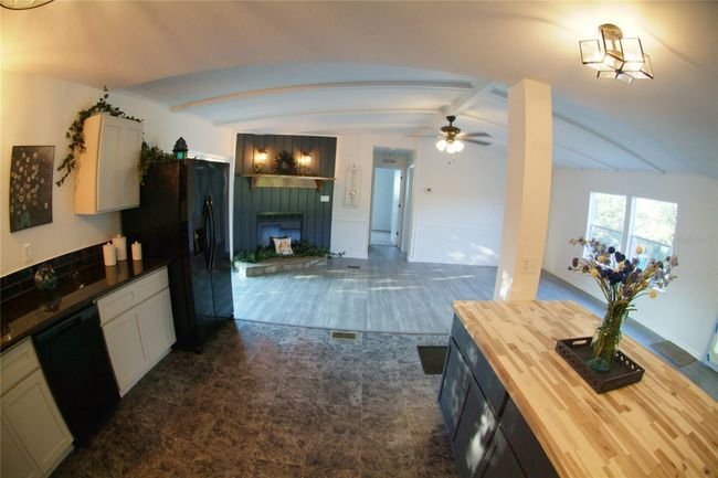 47807 State Road 19, House other with 3 bedrooms, 2 bathrooms and null parking in ALTOONA FL | Image 17