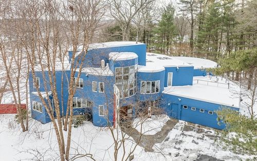 389 River Rd, Carlisle, MA, 01741-1819 | Card Image