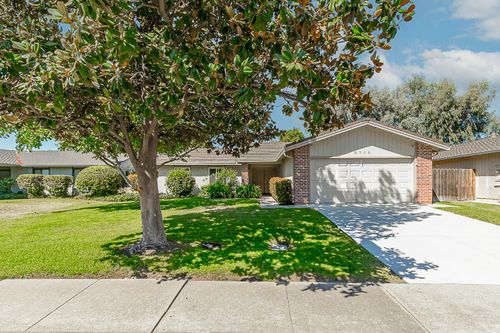 5713 Turtle Valley Dr, Stockton, CA, 95207-4520 | Card Image