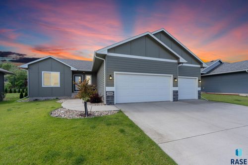 713 N Anthem Dr Drive, Sioux Falls, SD, 57110 | Card Image