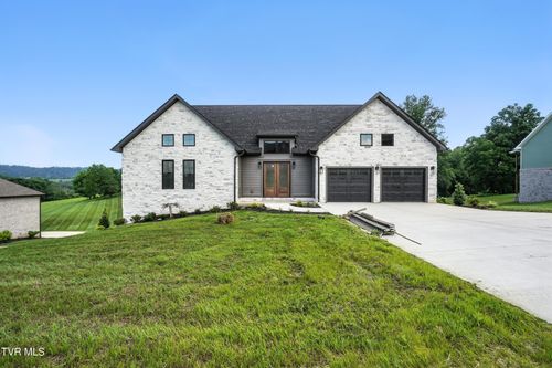 1040 Bovine Rnch, Jonesborough, TN, 37659-3800 | Card Image