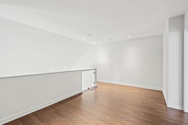 945 Islington Way, House other with 4 bedrooms, 4 bathrooms and 4 parking in Ottawa ON | Image 36