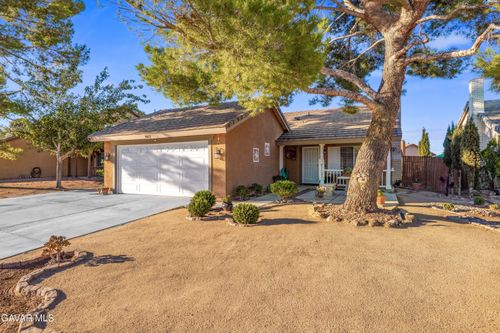 10852 Bonanza Rd, Adelanto, CA, 92301 | Card Image