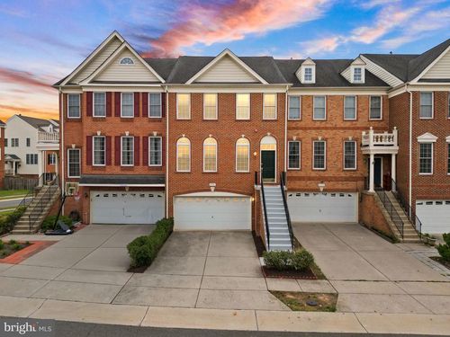 25380 Whippoorwill Ter, CHANTILLY, VA, 20152-6683 | Card Image