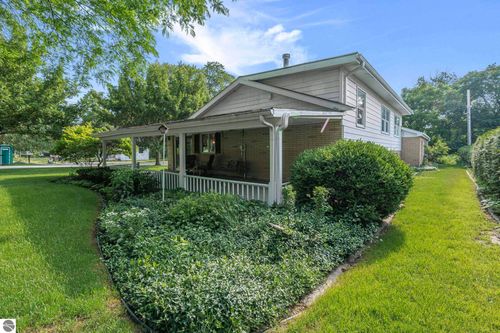 1303 Ramsdell St, Traverse City, MI, 49684-1466 | Card Image