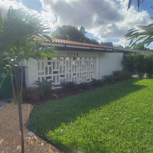 7774 Orleans St, Miramar, FL, 33023-3558 | Card Image