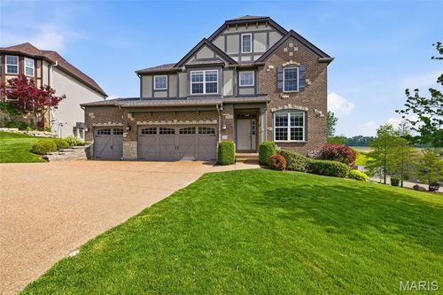 4200 Napa View Ln, Saint Charles, MO, 63304-1404 | Card Image