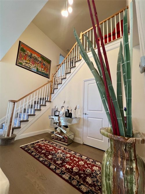 37-37 Willow Cir, Coram, NY, 11727-4148 | Card Image