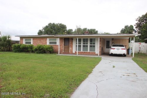 140 W Saint Johns Ter, East Palatka, FL, 32131-4026 | Card Image