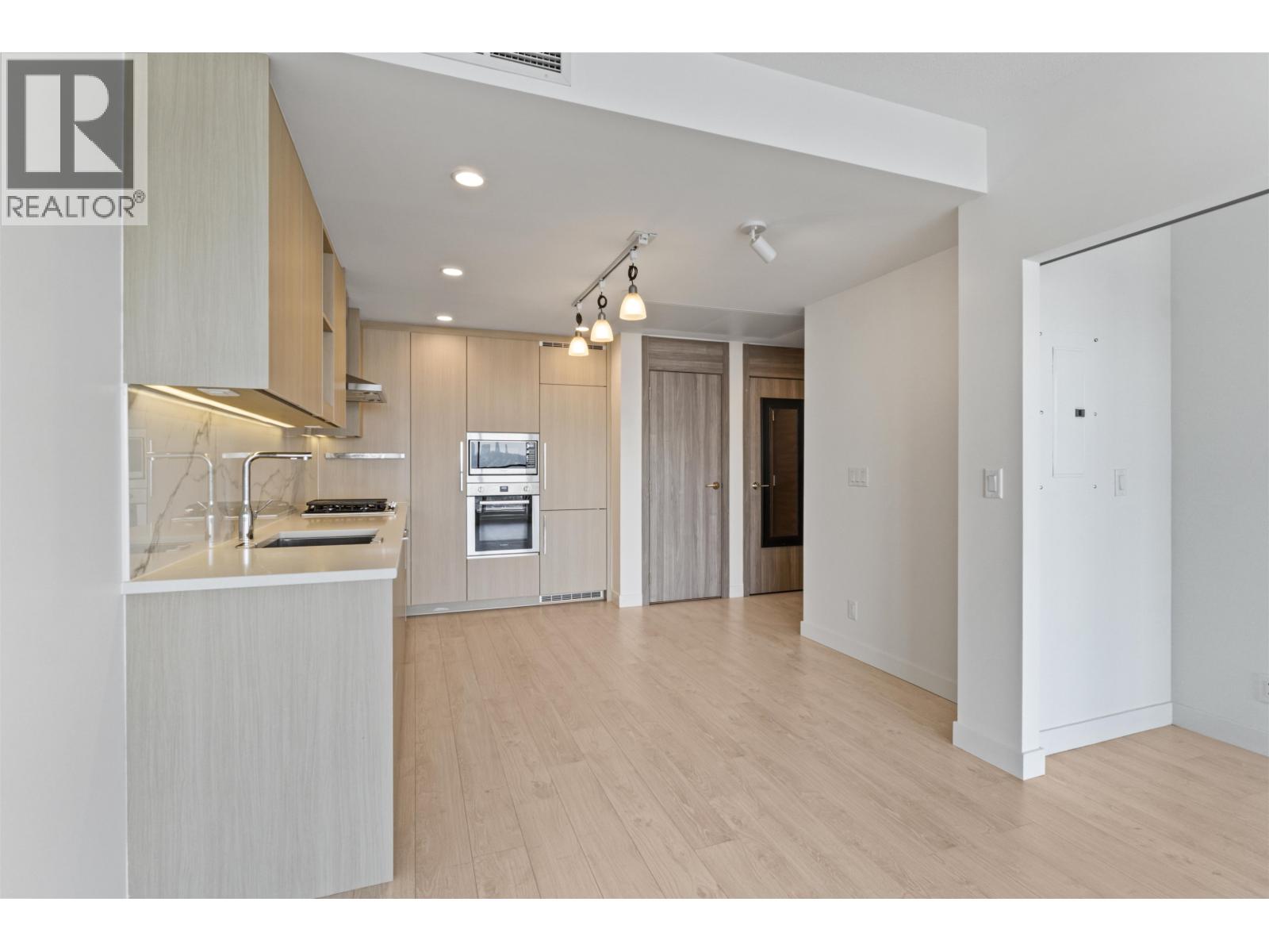Residential in Burnaby 5