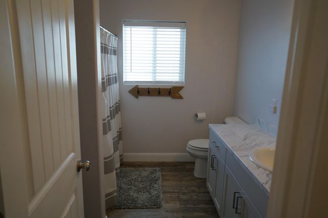 Bathroom | Image 18