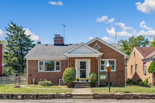 121 N Terrace Ave, Columbus, OH, 43204-3789 | Card Image