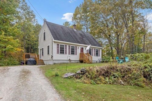 44 Highland Road, Limerick, ME, 04048 | Card Image