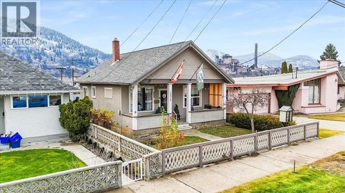 1570 Third Ave, Trail, BC, V1R1P7 | Card Image
