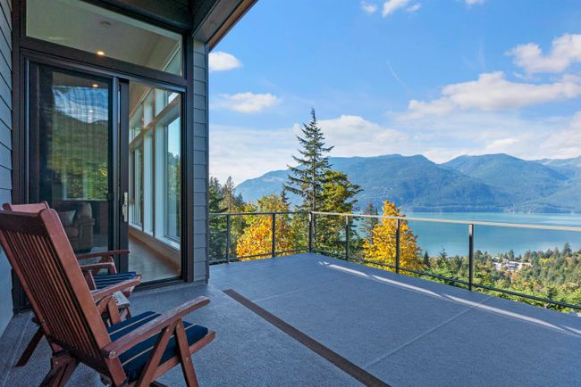 1135 Copper Drive, House other with 3 bedrooms, 3 bathrooms and 6 parking in Britannia Beach BC | Image 34
