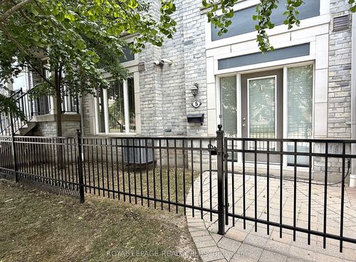 5-3015 Destination Dr, Mississauga, ON, L5M0P3 | Card Image