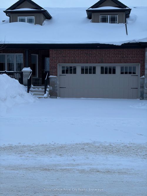 113 Aberdeen St, Fergus, ON, N1M0B8 | Card Image