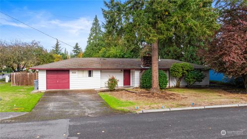 16404 Se 12th Street, Bellevue, WA, 98008 | Card Image