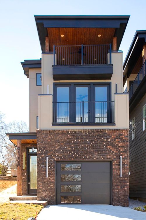 a-915 33rd Ave N, Nashville, TN, 37209-2604 | Card Image