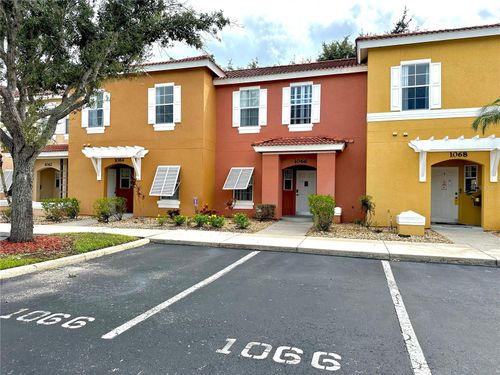 1066 Park Ridge Cir, KISSIMMEE, FL, 34746-7402 | Card Image