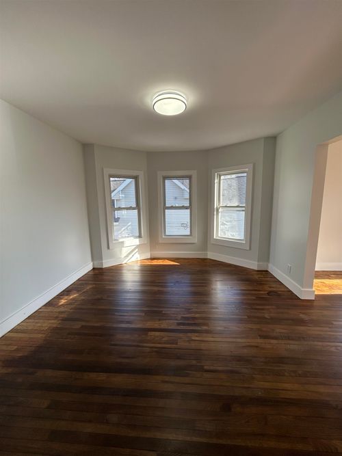 2-6 Holmes Street, Nashua, NH, 03060 | Card Image