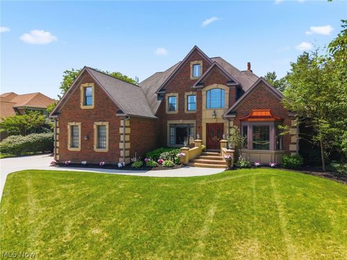 6274 Bertram Ave Nw, Canton, OH, 44718-2269 | Card Image