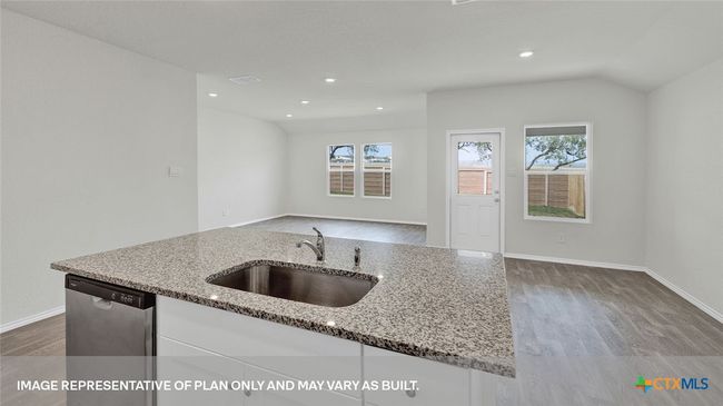 431 Hodges Street, House other with 4 bedrooms, 2 bathrooms and null parking in Maxwell TX | Image 13
