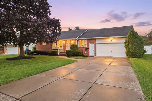 128 Fairways Blvd, Amherst, NY, 14221-3145 | Card Image