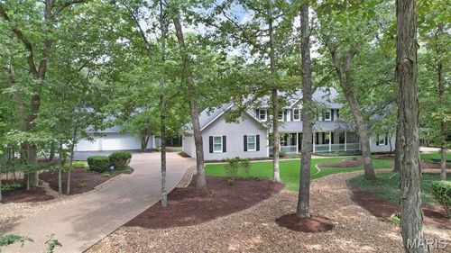 19 Jacks Cabin Dr, Defiance, MO, 63341-1325 | Card Image