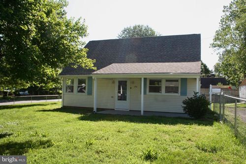 124 Stratford Ave, Ewing, NJ, 08618-1928 | Card Image