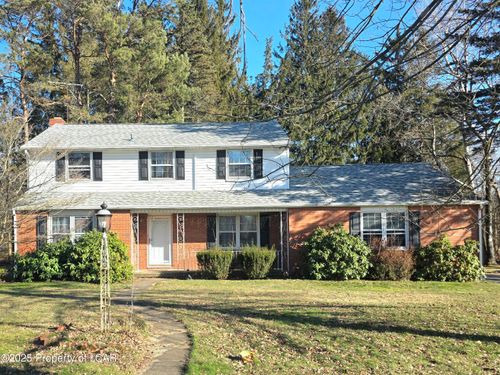 10 Gabriele St, Hazleton, PA, 18202-2968 | Card Image