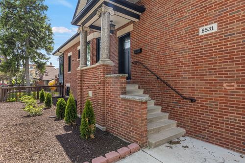 8531 Center St, River Grove, IL, 60171-1413 | Card Image