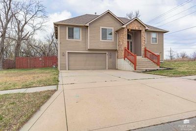 2302 Buckshot Drive, House other with 4 bedrooms, 3 bathrooms and null parking in Junction City KS | Image 2