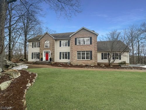 16 Gary Ct, Flanders, NJ, 07836-4300 | Card Image