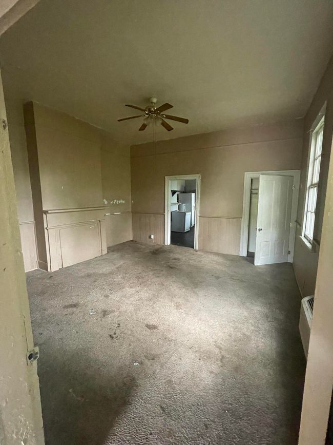 212 Perkins Bedroom | Image 10