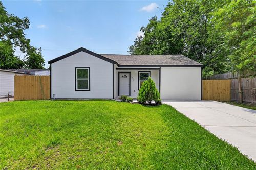 2504 Windsor Lane, Pasadena, TX, 77506 | Card Image