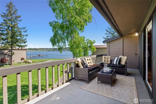 c-5-17434 Ne 40th Pl, Redmond, WA, 98052-5670 | Card Image