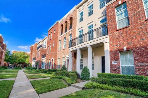 152-15846 Breedlove Pl, Addison, TX, 75001-6334 | Card Image